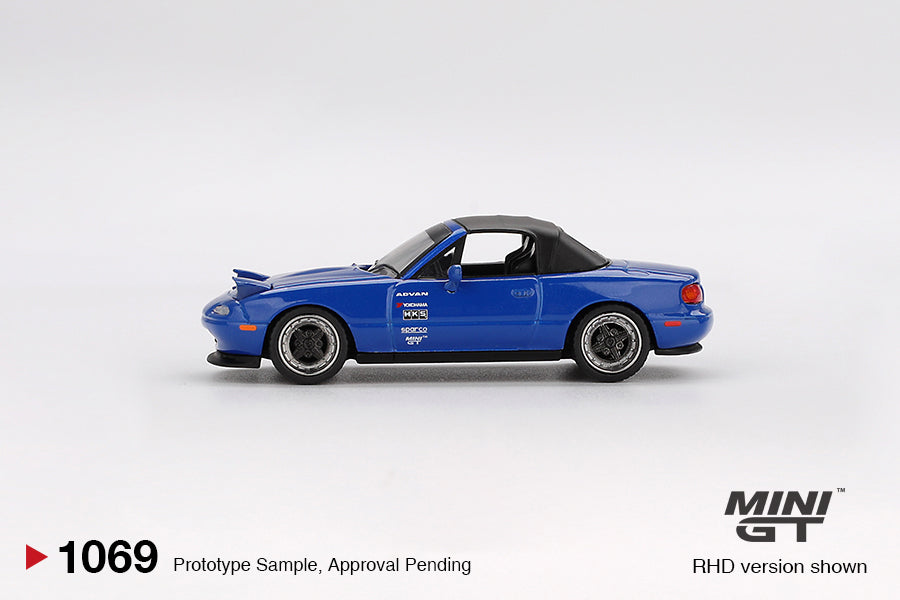 Mini GT 1/64 - Mazda Miata MX-5 (NA) Tuned Version Dark Blue