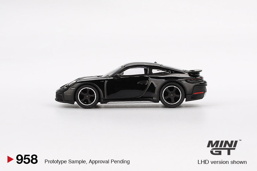 Mini GT 1/64 - Porsche 911 Dakar Black