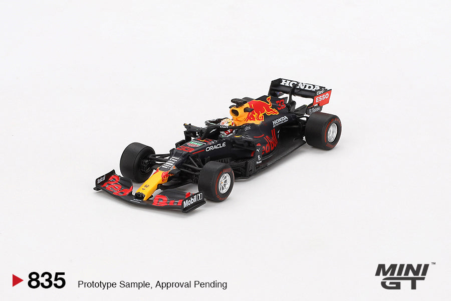 Mini GT 1/64 - Red Bull RB16B #33 Max Verstappen 2021 Abu Dhabi Grand Prix Winner