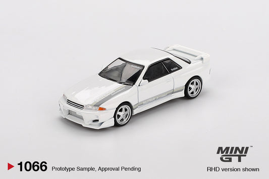 Mini GT 1/64 - Nissan Skyline GT-R (R32) VeilSide Combat C-I White