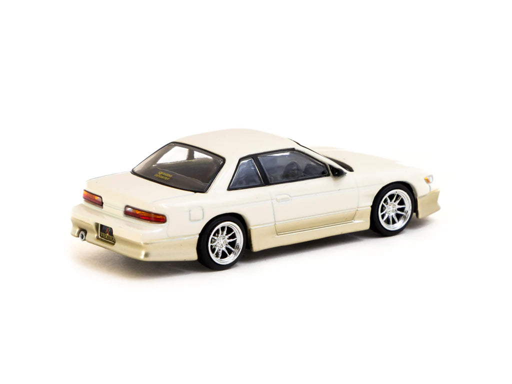 Tarmac Works 1/64 - VERTEX Nissan Silvia S13 White / Gold - Lamley Special Edition