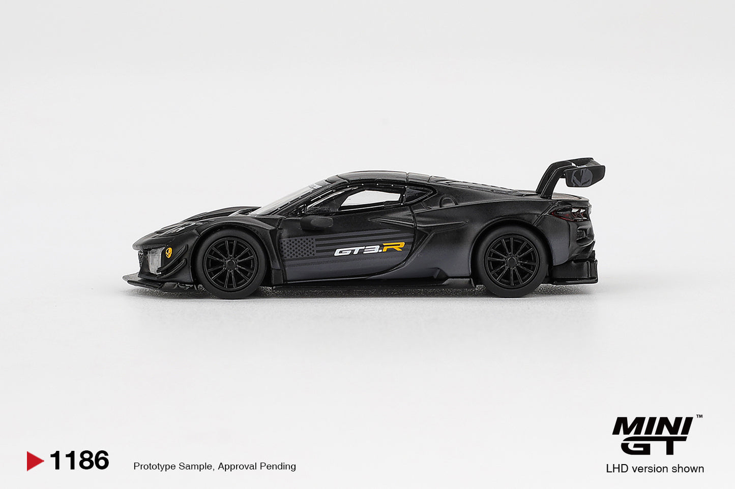 Mini GT 1/64 - Chevrolet Corvette Z06 GT3.R Road America Test car