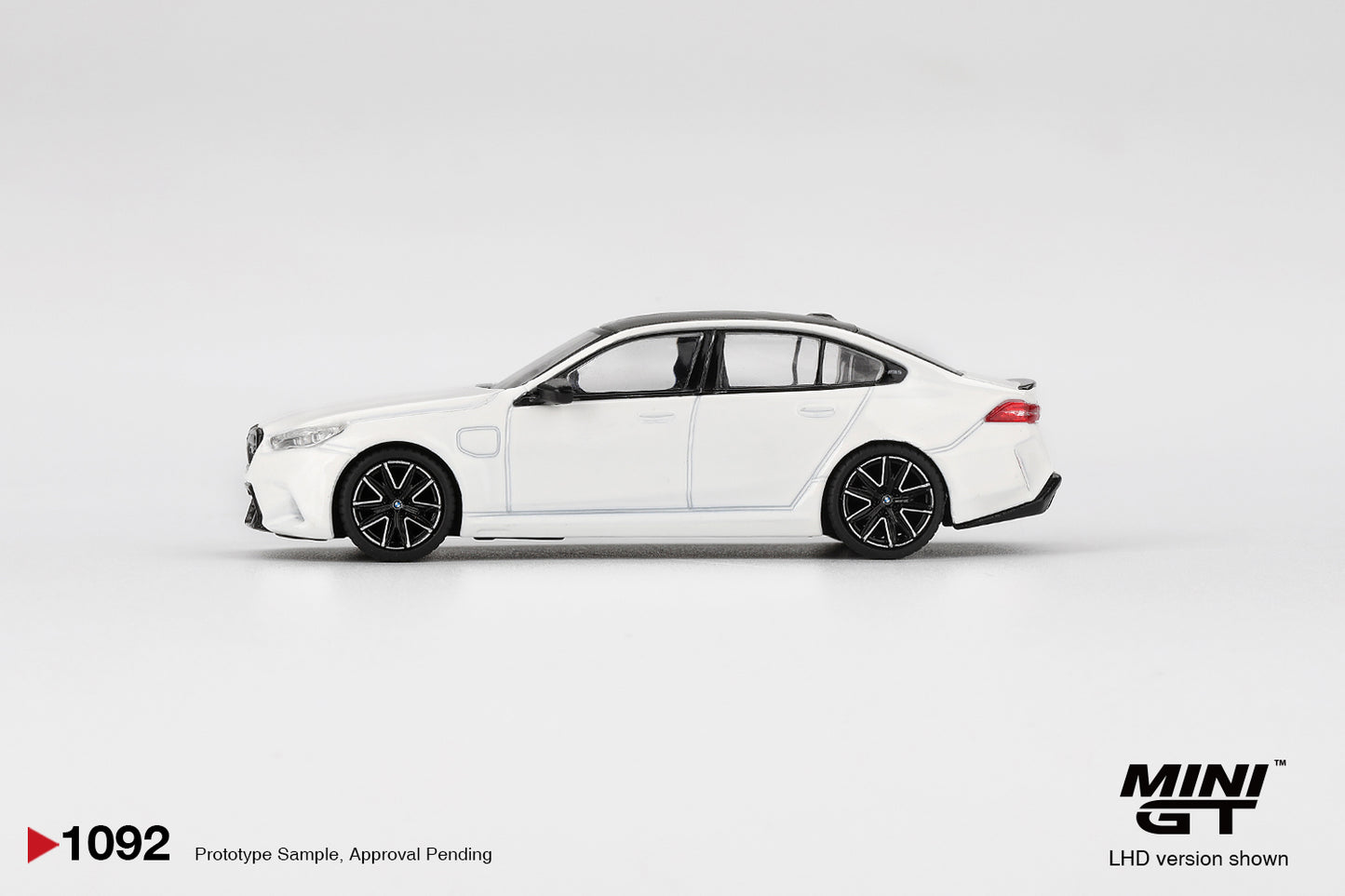 Mini GT 1/64 - BMW M5 Alpine White