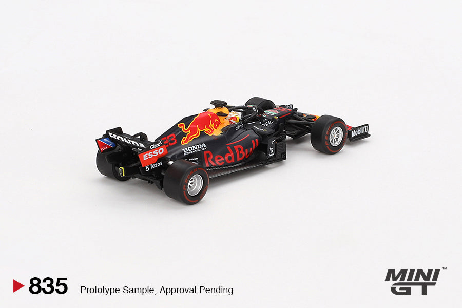 Mini GT 1/64 - Red Bull RB16B #33 Max Verstappen 2021 Abu Dhabi Grand Prix Winner
