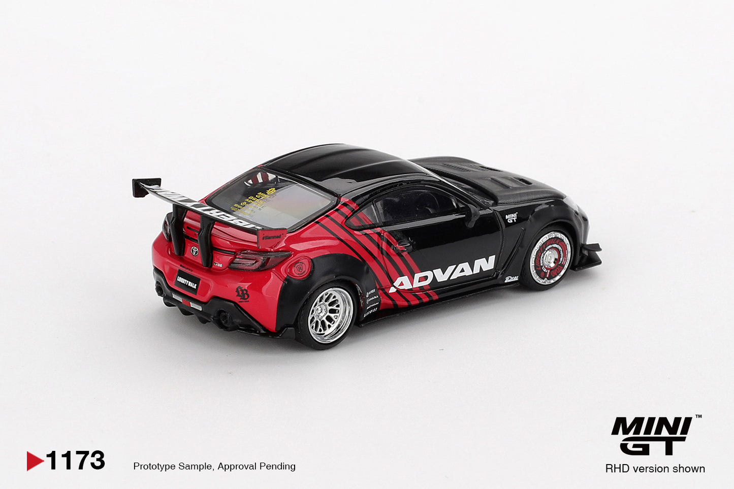 Mini GT 1/64 - Toyota GR86 LB★Nation Advan