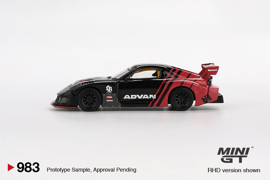 Mini GT 1/64 - Mazda RX-7 LB-Super Silhouette Advan