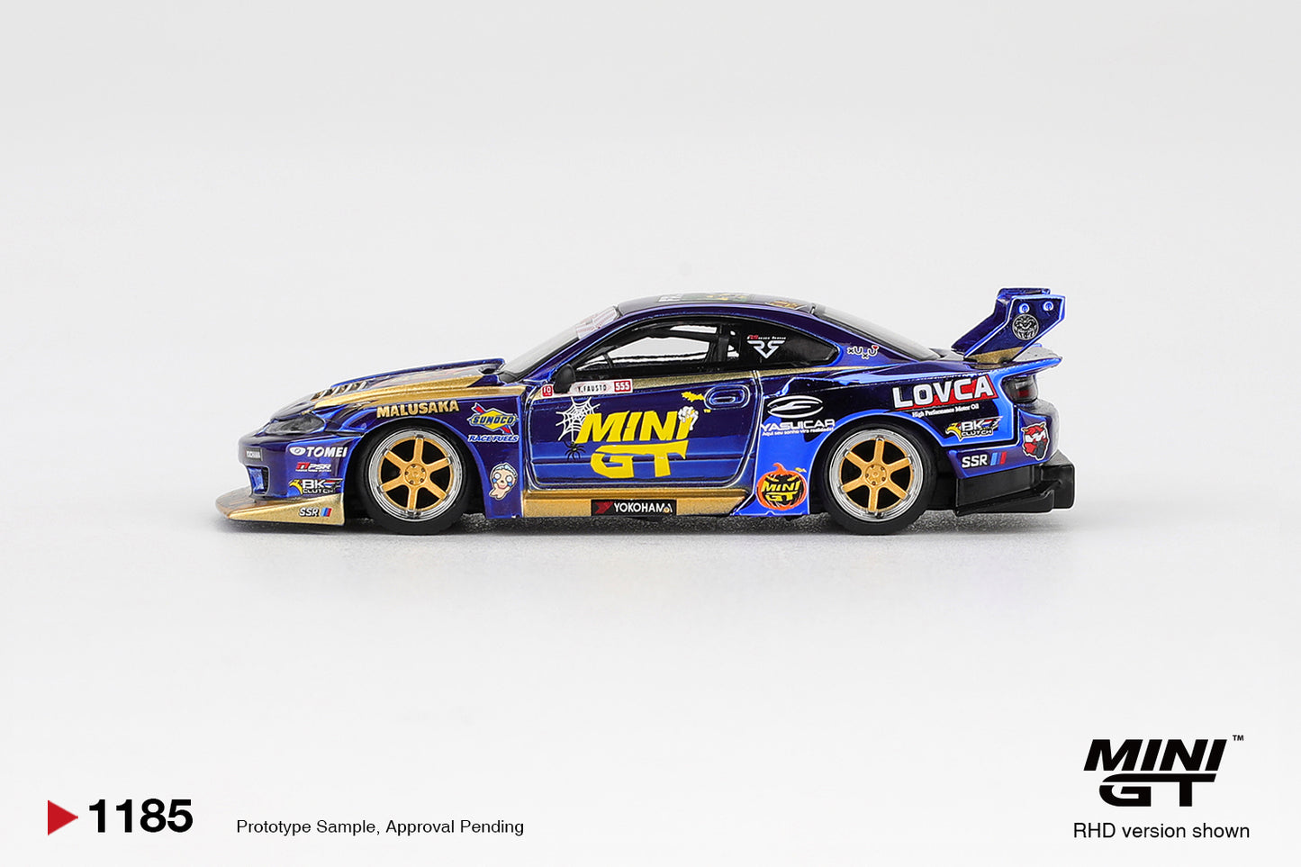 Mini GT 1/64 - Nissan LB-Super Silhouette S15 SILVIA #555 Team MINI GT Liberty Walk 2025 Formula Drift Halloween Special (BOX)
