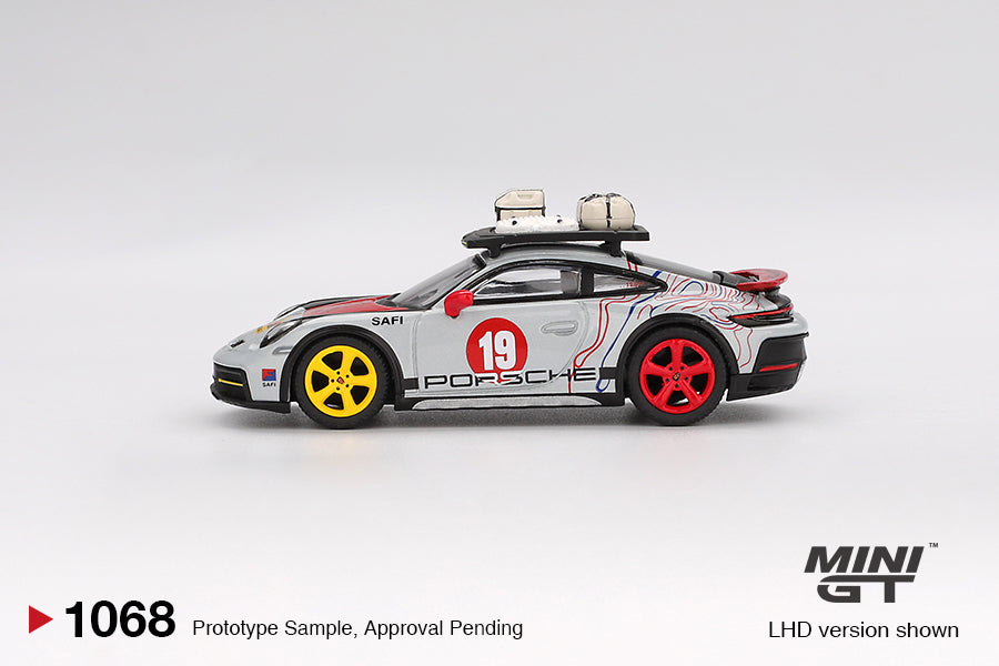 Mini GT 1/64 - Porsche 911 Dakar "Uncle Rally"