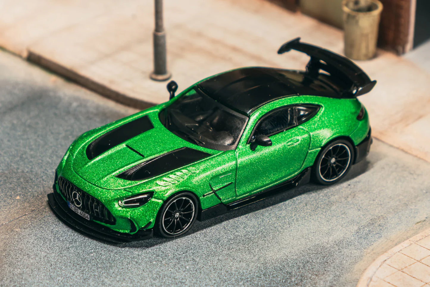 Tarmac Works 1/64 - Mercedes-Benz AMG GT Black Series Green - GLOBAL64