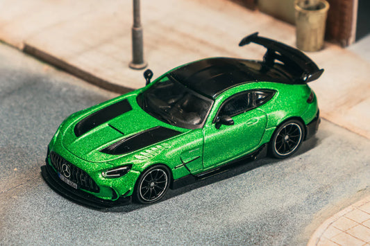 Tarmac Works 1/64 - Mercedes-Benz AMG GT Black Series Green - GLOBAL64