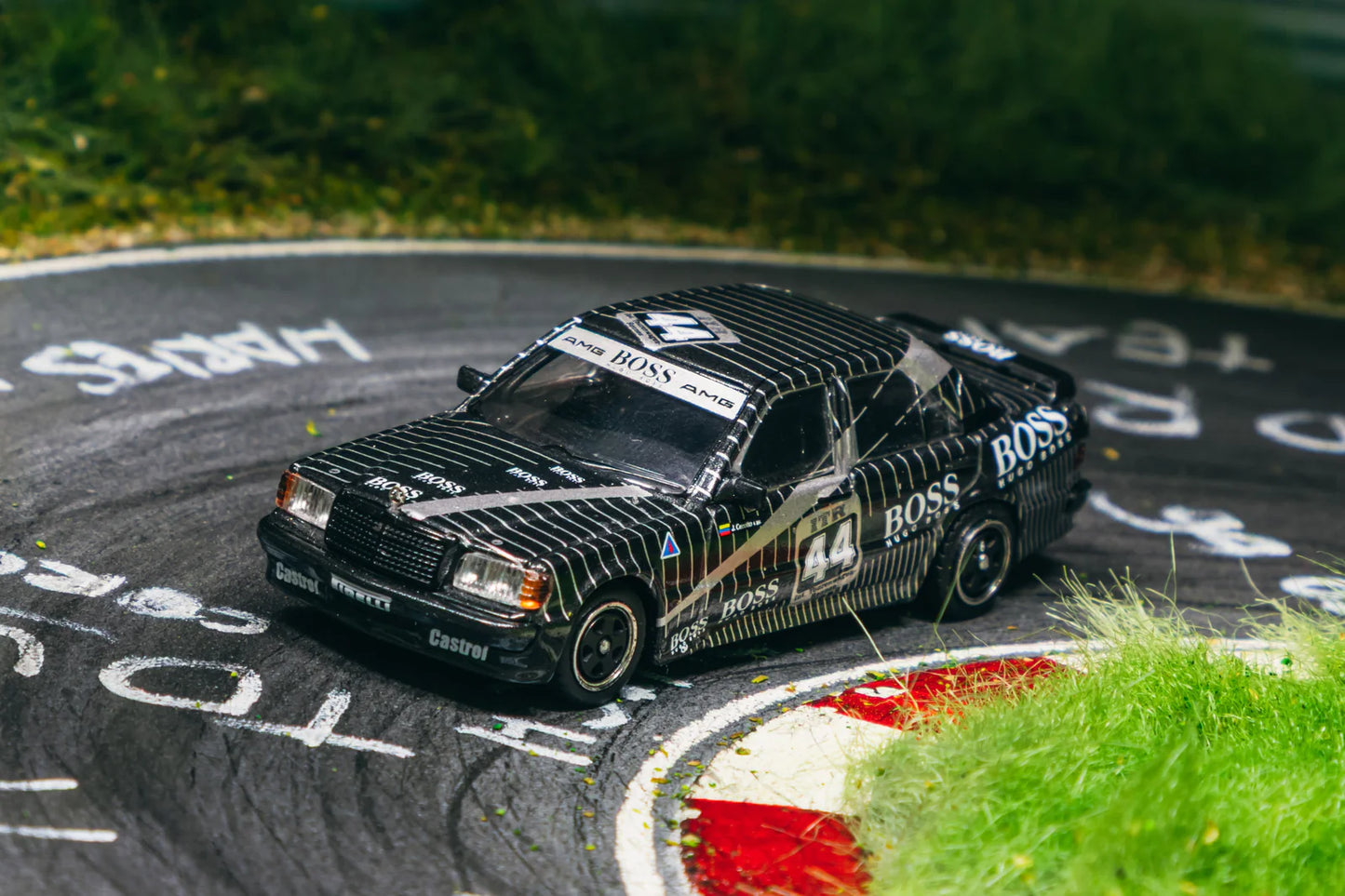 Tarmac Works 1/64 - Mercedes-Benz 190 E 2.3-16 DTM 1988 Johnny Cecotto #44 - GLOBAL64