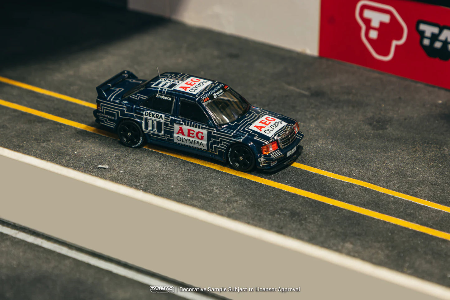 Tarmac Works 1/64 - Mercedes-Benz 190 E 2.5-16 EVO 1 DTM 1989 Dany Snobeck-GLOBAL64
