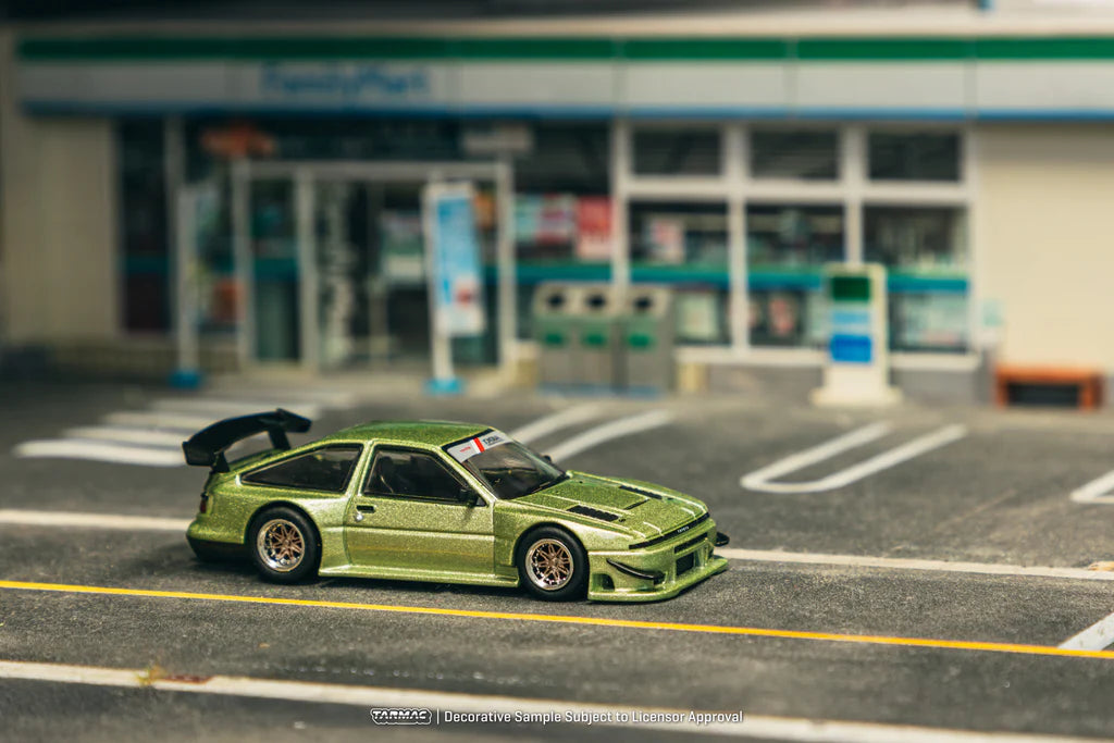 Tarmac Works 1/64 - Toyota Sprinter Trueno AE86 Widebody Green - Designed by Jon Sibal - GLOBAL64