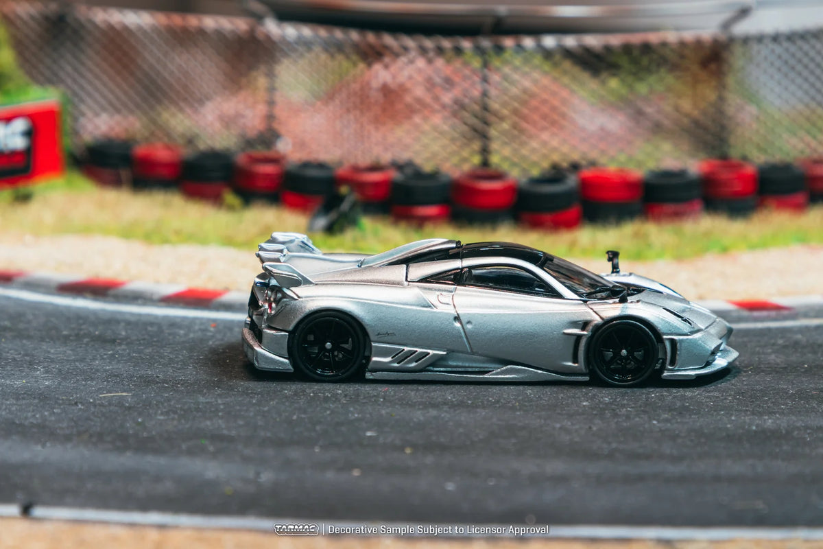 Tarmac Works 1/64 - Pagani Imola Matt Silver - GLOBAL64