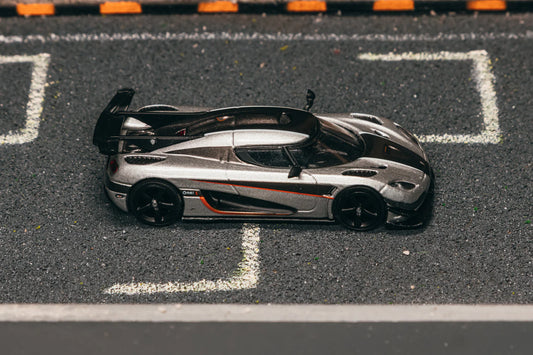 Tarmac Works 1/64 - Koenigsegg One:1 Silver - GLOBAL64