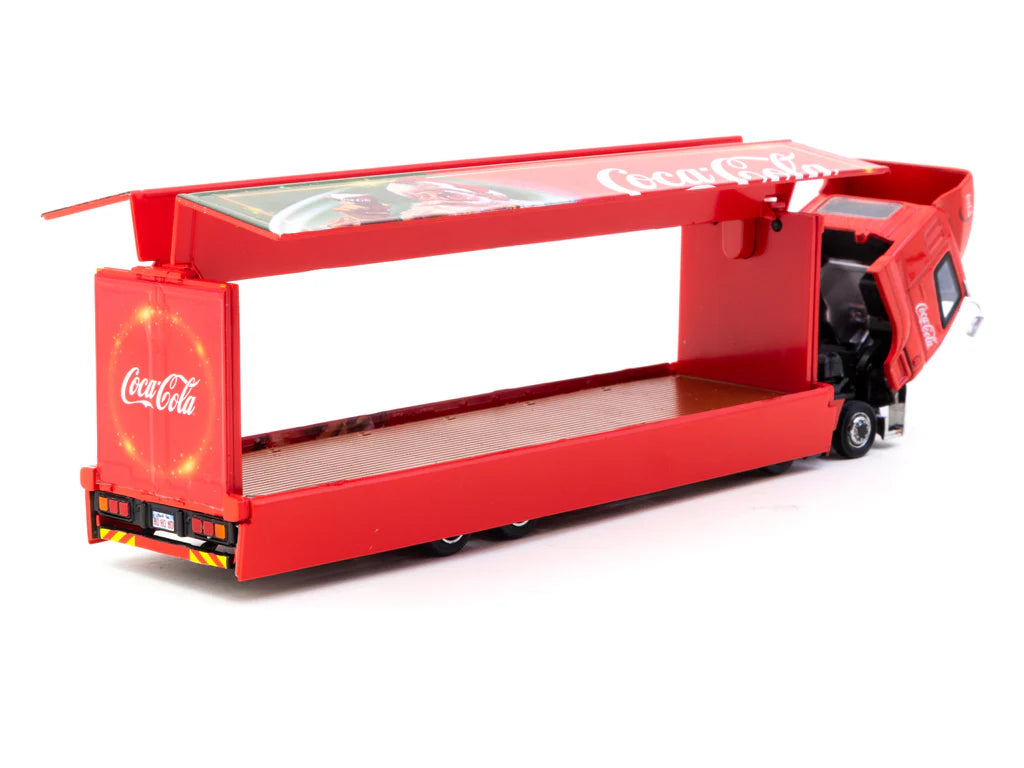 Tarmac Works 1/64 - Mitsubishi Fuso Super Great Coca-Cola Santa Truck - TRUCK64