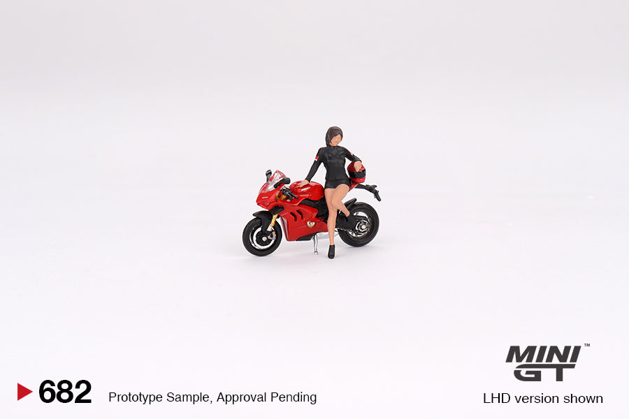 Mini GT 1/64 - Ducati Panigale V4 S w/ Ducati Girl