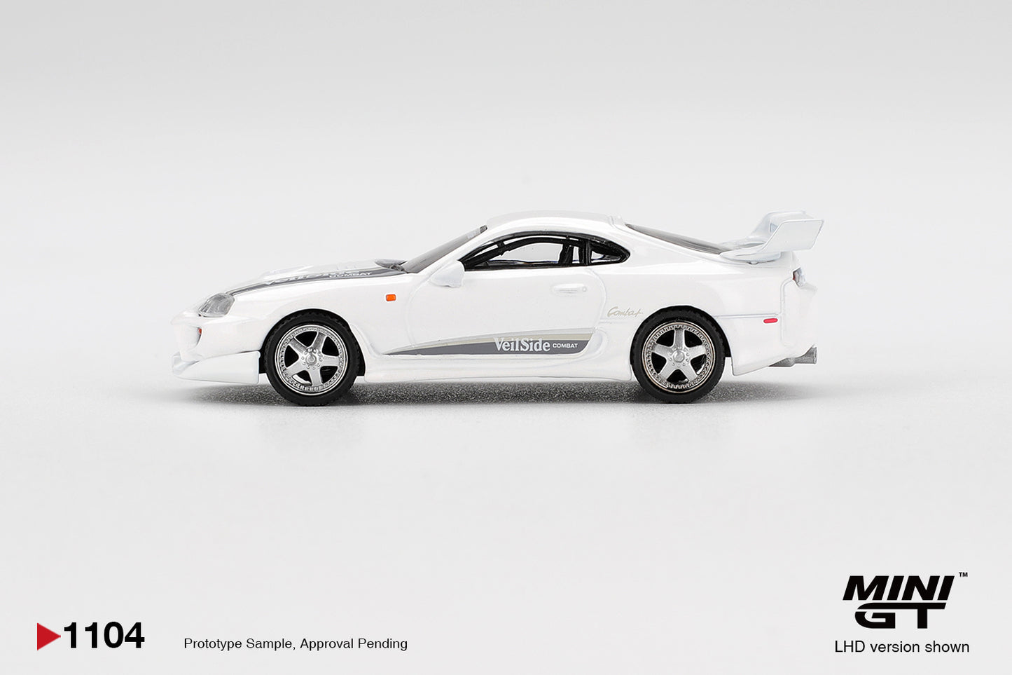 Mini GT 1/64 - Toyota Supra VeilSide Combat V-I White