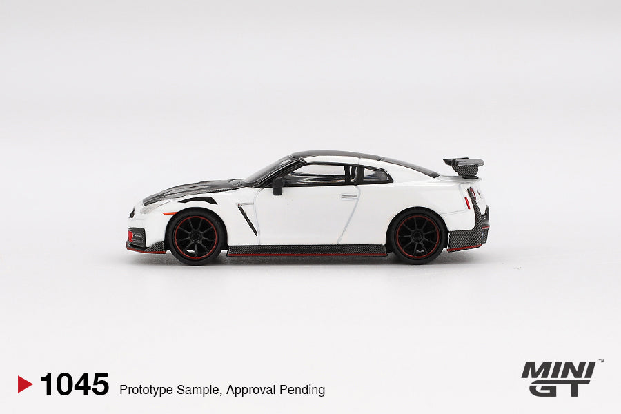 Mini GT 1/64 - Nissan GT-R Nismo 2024 Brilliant White Pearl